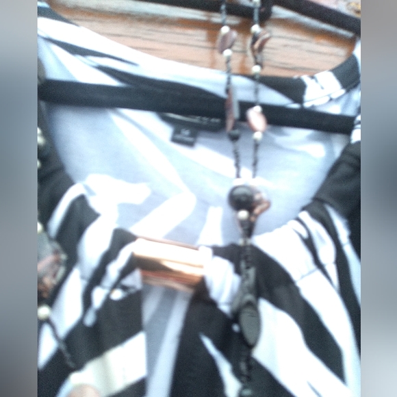 EUC GORGEOUS BLACK/WHITE & GOLD HARDWARE PALM MAXI SZ M/LG MAXI DRESS - Picture 4 of 15